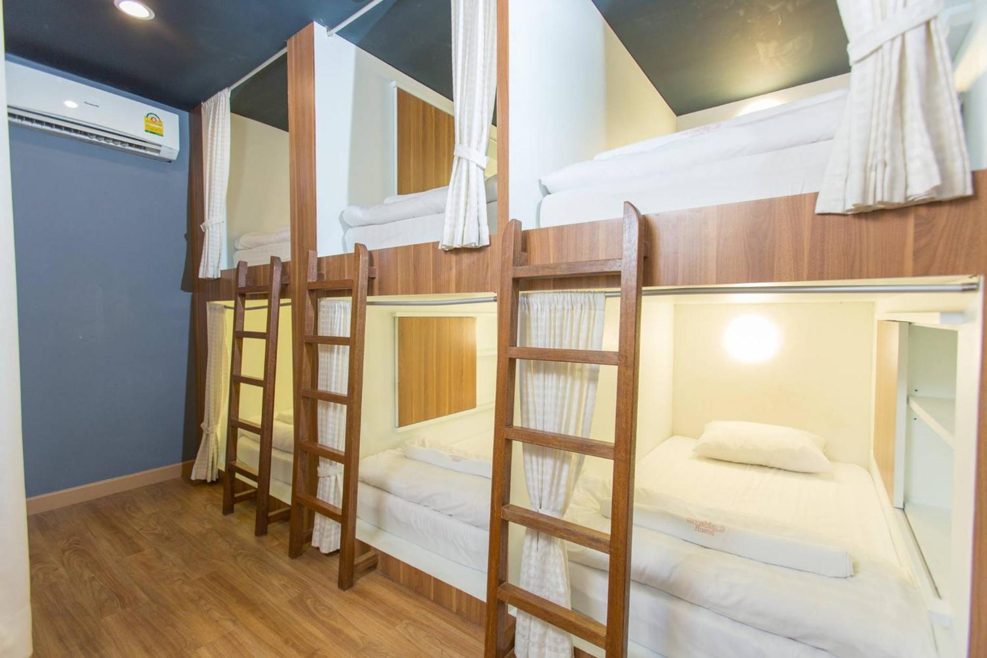 Give Me 5 Hostel Chiang Mai Exterior photo